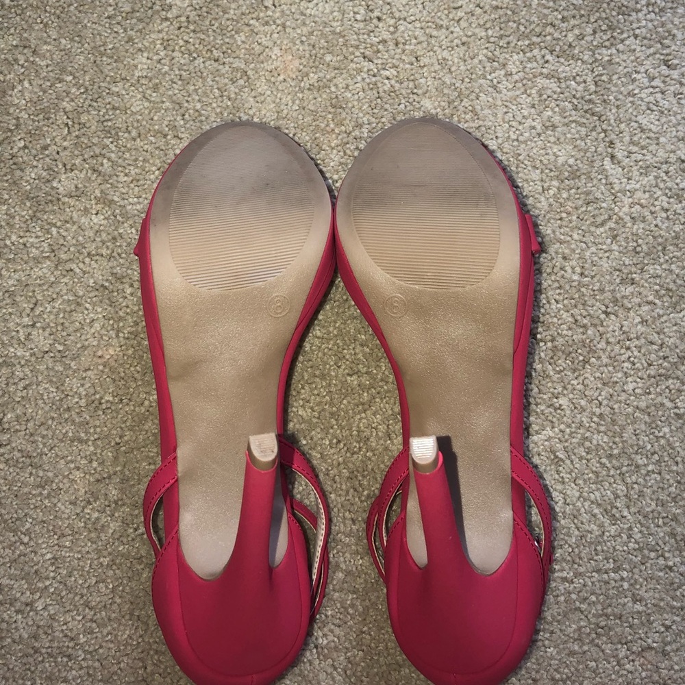 Red heels - Picture 3 of 4